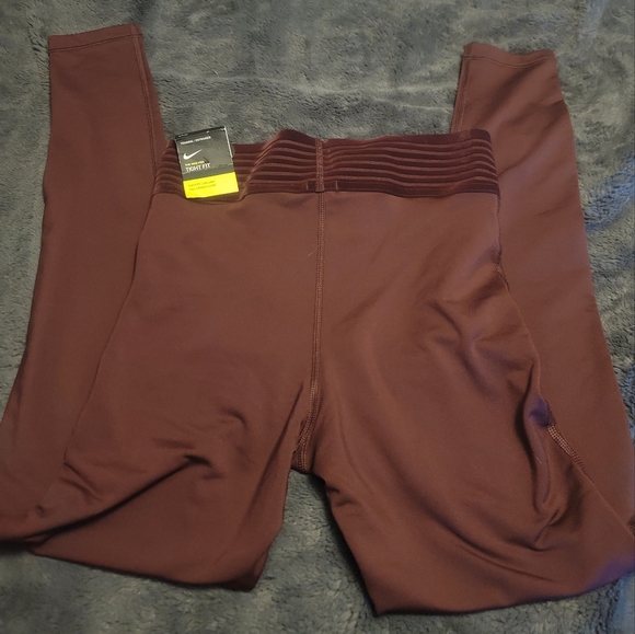 Nike Pro Training Leggings Brand New - Picture 6 of 7